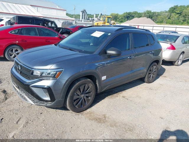 3VVAX7B23NM042739 Volkswagen tsi