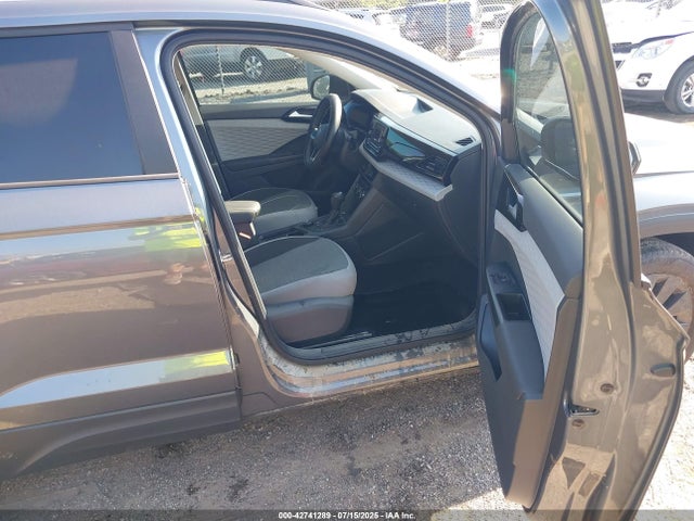 3VVAX7B23NM042739 Volkswagen tsi