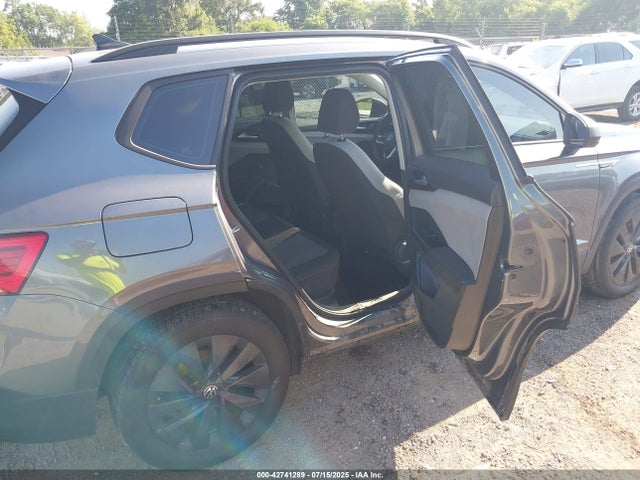 3VVAX7B23NM042739 Volkswagen tsi