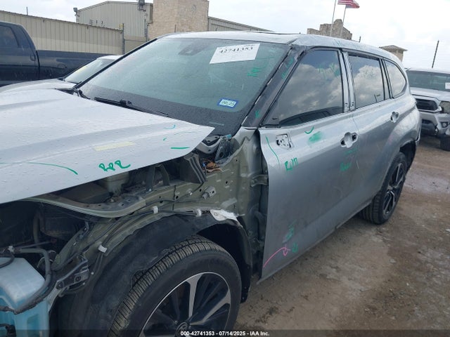 5TDLZRAH1NS132006 Toyota 2gr-fks
