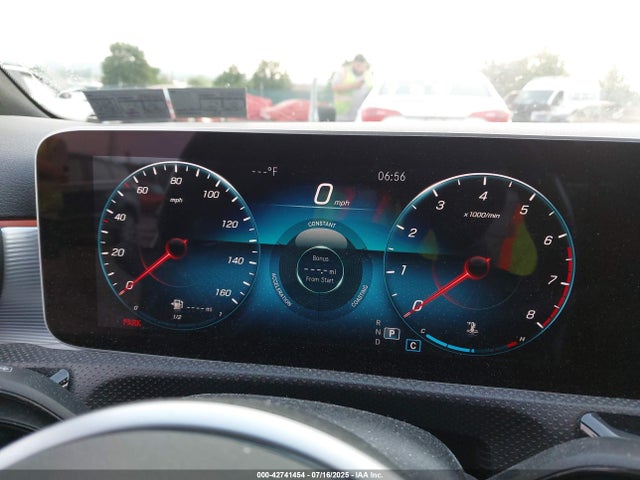 WDD3G4FB8LW037409 Mercedes-Benz m260