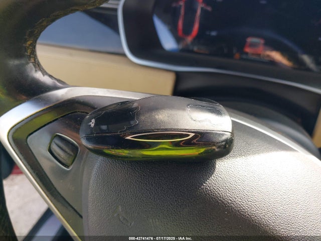 42741476 :رقم المزاد ، 5YJSA1E21GF156369 vin ، 2016 Tesla Model S 60d/70d/75d/85d/90d مزاد بيع
