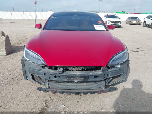 42741476 :رقم المزاد ، 5YJSA1E21GF156369 vin ، 2016 Tesla Model S 60d/70d/75d/85d/90d مزاد بيع
