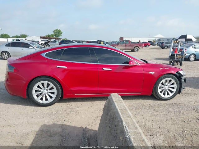 42741476 :رقم المزاد ، 5YJSA1E21GF156369 vin ، 2016 Tesla Model S 60d/70d/75d/85d/90d مزاد بيع