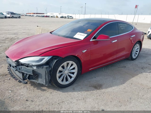 42741476 :رقم المزاد ، 5YJSA1E21GF156369 vin ، 2016 Tesla Model S 60d/70d/75d/85d/90d مزاد بيع