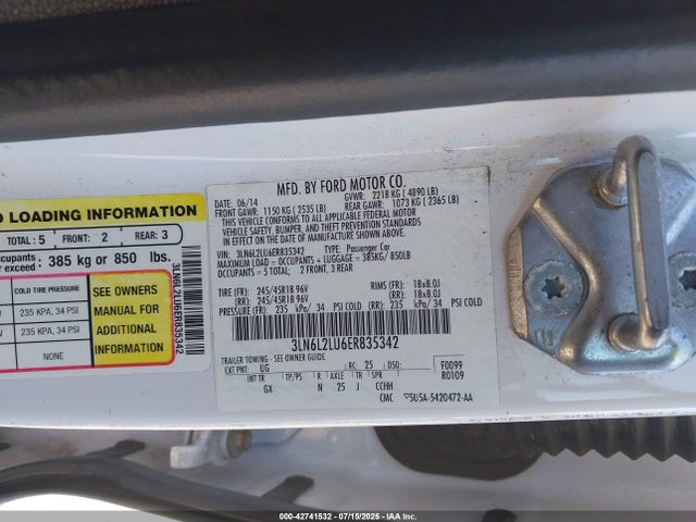 3LN6L2LU6ER835342 Lincoln 2014