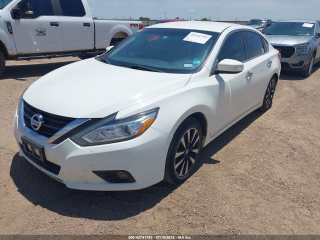 1N4AL3AP3JC130532 Nissan 2018