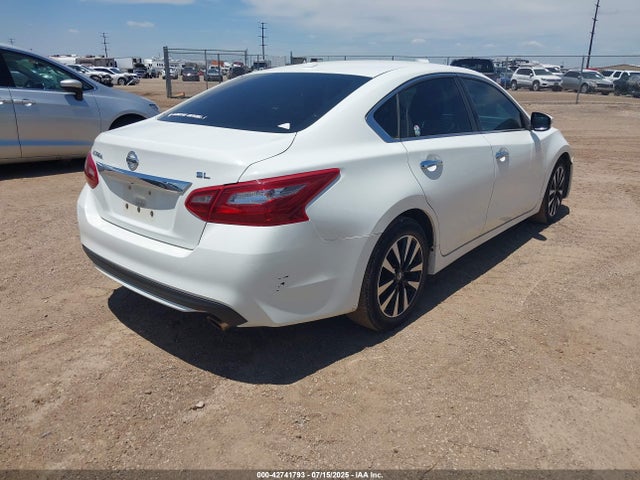1N4AL3AP3JC130532 Nissan 2018
