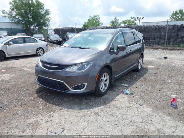 2018 CHRYSLER PACIFICA 2C4RC1BG8JR128864 Photo 1
