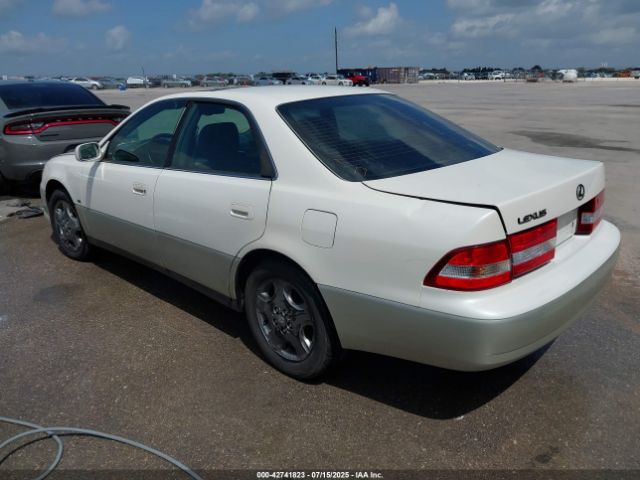 2001 LEXUS ES 300 JT8BF28G910312385 Photo 2