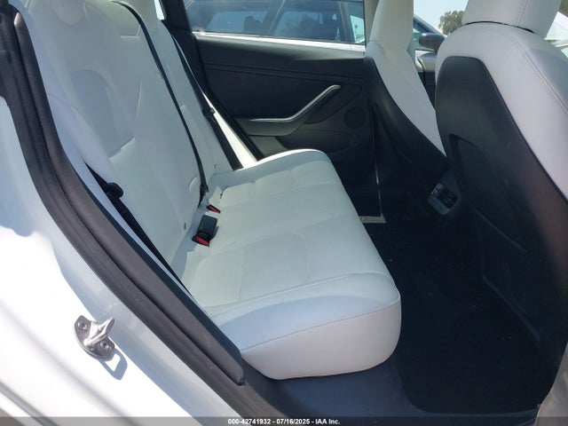 2023 TESLA MODEL 3 5YJ3E1EA8PF486056 Photo 7