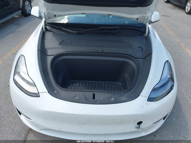 2021 TESLA MODEL Y 5YJYGDEE4MF300934 Photo 9