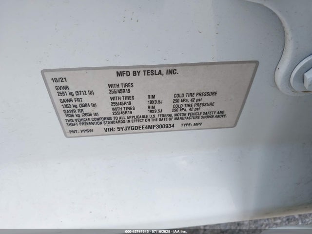 2021 TESLA MODEL Y 5YJYGDEE4MF300934 Photo 8