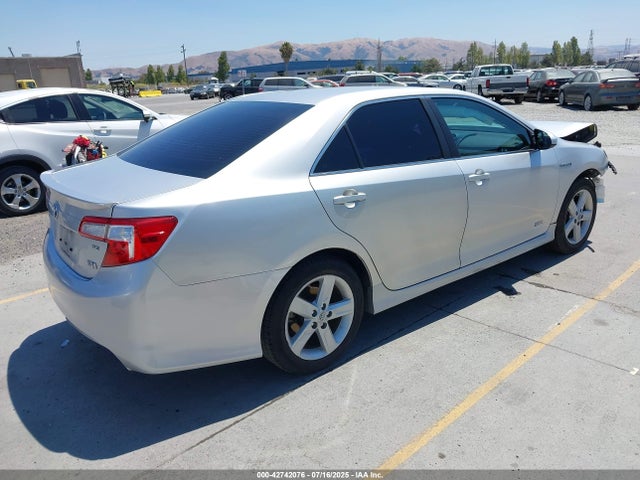 4T1BD1FK3EU121595 Toyota 2ar-fxe+2jm