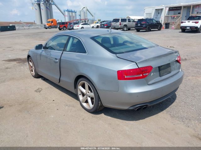 2010 AUDI A5 WAULFAFR6AA069646 Photo 2