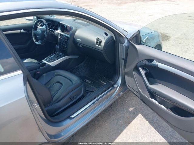 2010 AUDI A5 WAULFAFR6AA069646 Photo 4