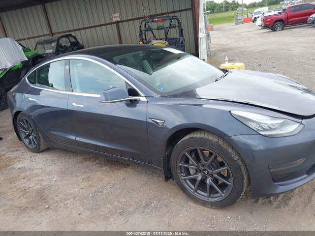 5YJ3E1EA1LF657837 Tesla MODEL 3