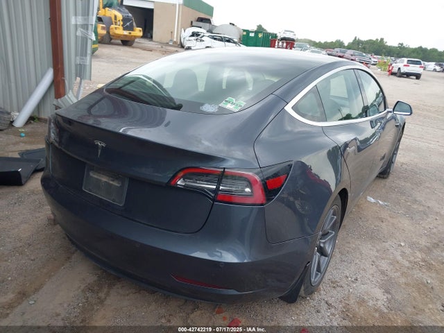 2020 TESLA MODEL 3 5YJ3E1EA1LF657837 Photo 3