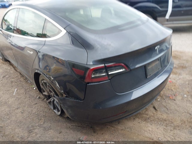2020 TESLA MODEL 3 5YJ3E1EA1LF657837 Photo 5