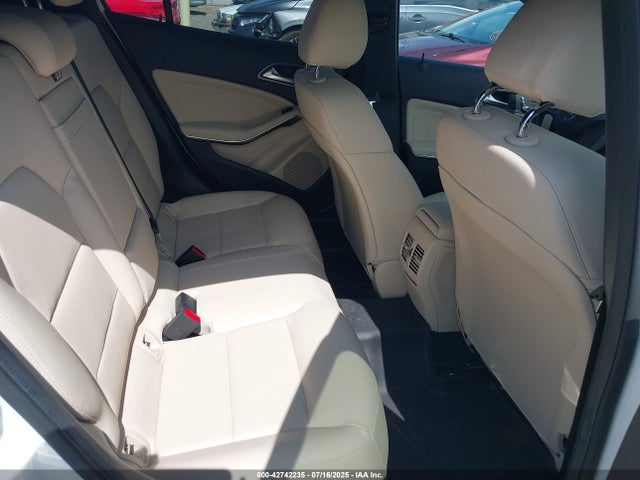 WDCTG4GB6LU024561 Mercedes-Benz 270