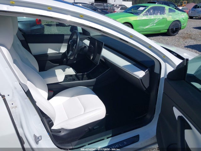 2019 TESLA MODEL 3 5YJ3E1EA8KF417778 Photo 4
