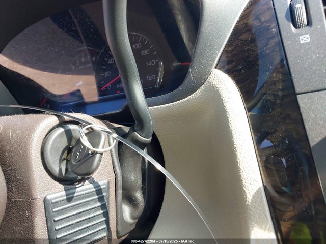 2011 CADILLAC DTS 1G6KA5E66BU113921 Photo 10