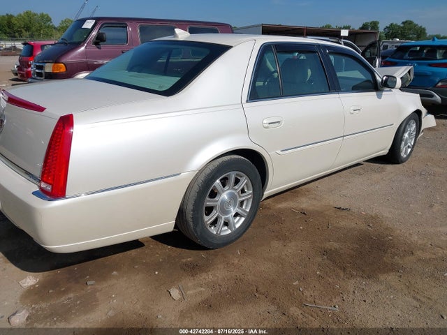 2011 CADILLAC DTS 1G6KA5E66BU113921 Photo 3