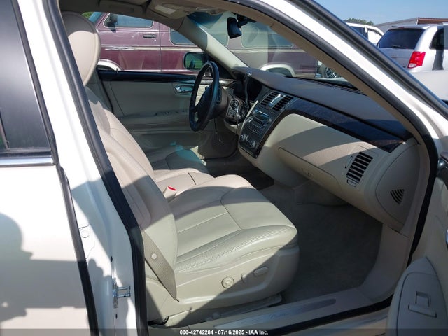 2011 CADILLAC DTS 1G6KA5E66BU113921 Photo 4