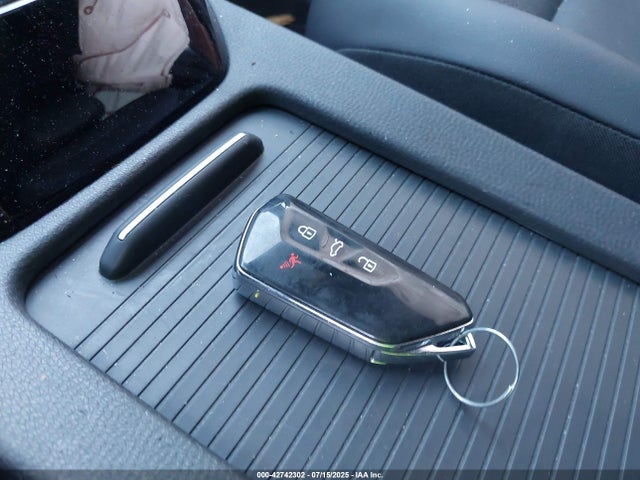 WVGKMPE29NP074561 Volkswagen ID.4