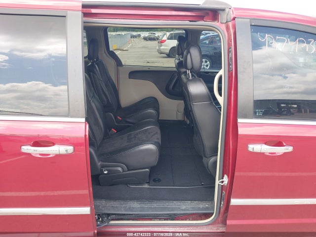 2C4RC1CG0ER365076 Chrysler Town and Country
