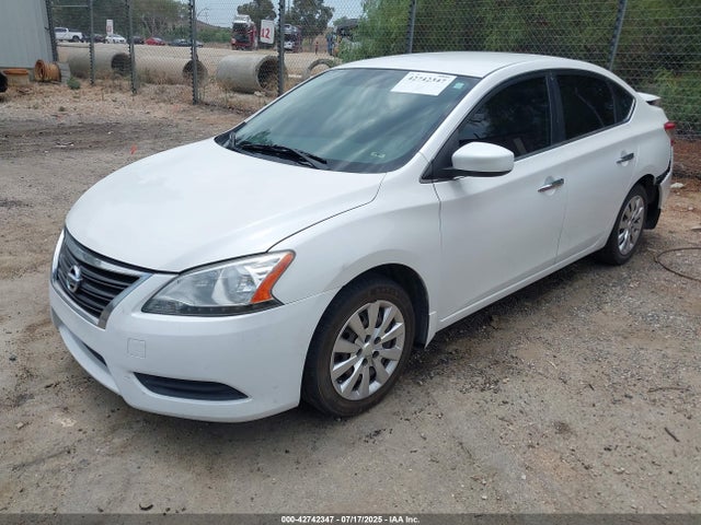 Nissan 2014 2014 3N1AB7AP1EL652335 Image 2