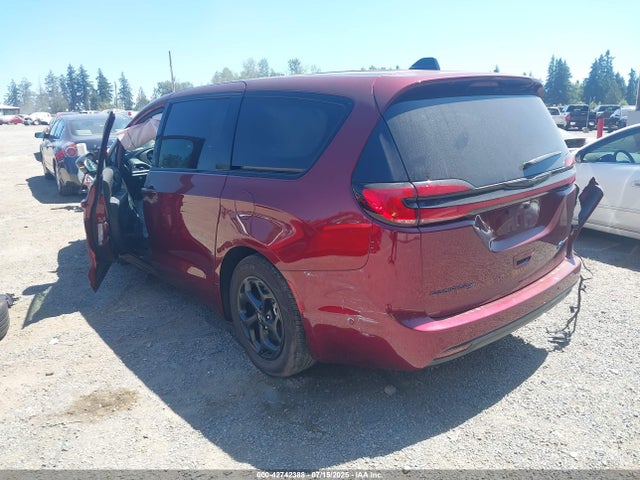 Chrysler 2023 2023 2C4RC1S77PR543084 Image 3
