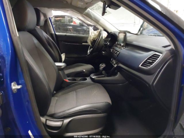 2021 KIA SELTOS KNDEUCAA6M7144894 Photo 4