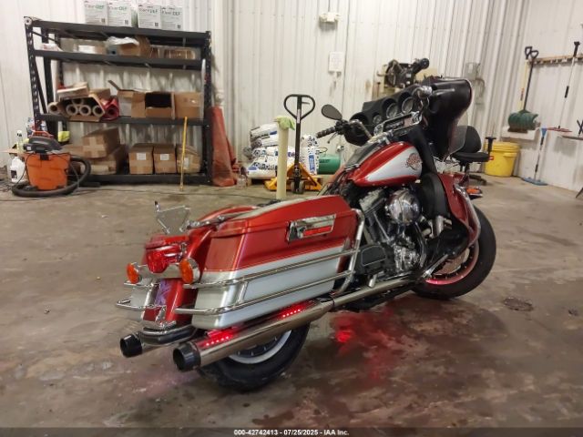 2005 HARLEY-DAVIDSON FLHTCUI 1HD1FCW1X5Y671378 Photo 3