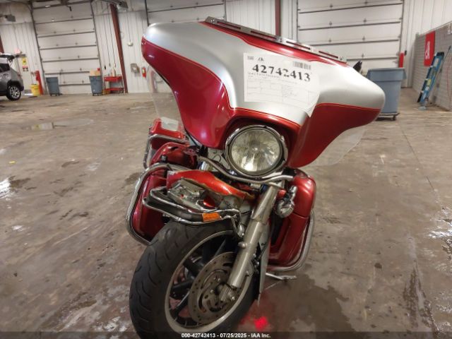 2005 HARLEY-DAVIDSON FLHTCUI 1HD1FCW1X5Y671378 Photo 4