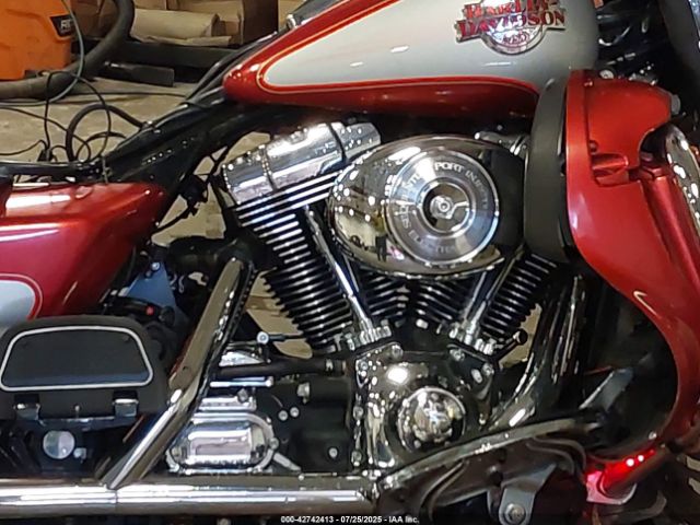 2005 HARLEY-DAVIDSON FLHTCUI 1HD1FCW1X5Y671378 Photo 7