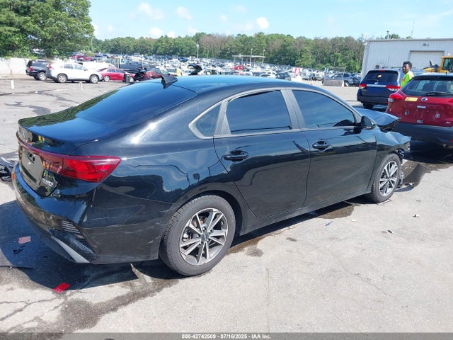 2024 Kia Forte Lxs მანქანა იყიდება აუქციონზე, vin: 3KPF24AD0RE806406, აუქციონის ნომერი: 42742509