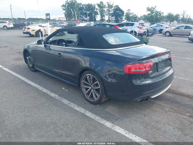 2011 AUDI S5 WAUCGAFH2BN019969 Photo 2