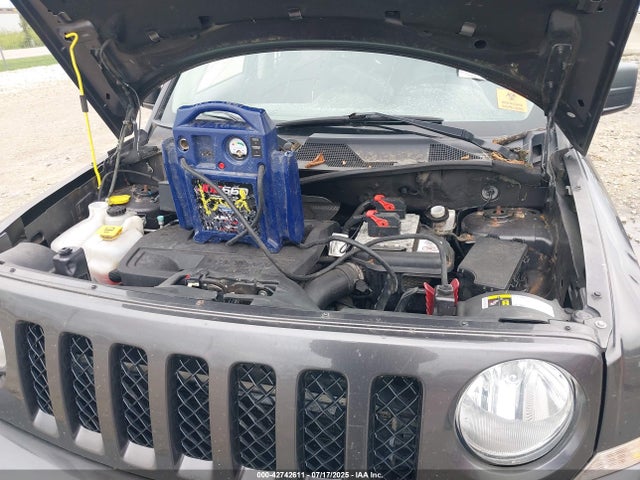 1C4NJRFB3HD159132 Jeep 2017