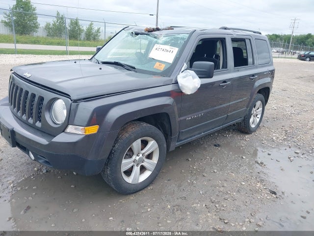 1C4NJRFB3HD159132 Jeep 2017