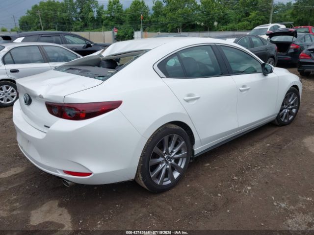 2019 MAZDA MAZDA3 3MZBPAAL6KM105402 Photo 3
