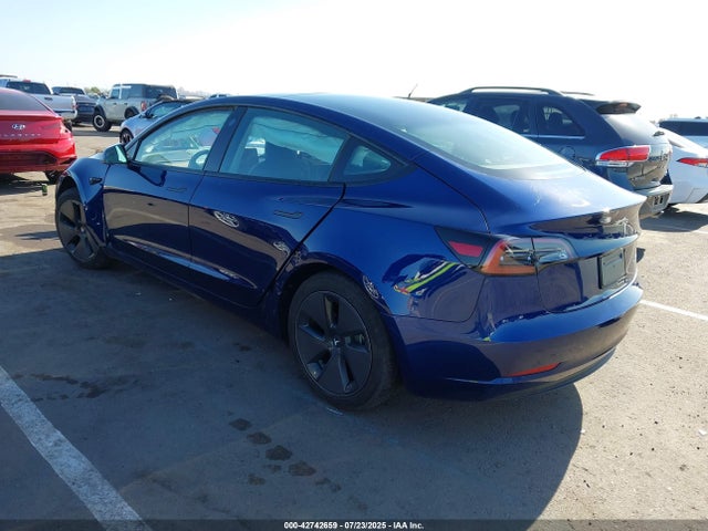 2023 TESLA MODEL 3 5YJ3E1EB0PF603721 Photo 2