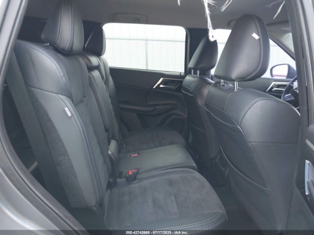 2022 MITSUBISHI OUTLANDER JA4J3UA88NZ027421 Photo 7