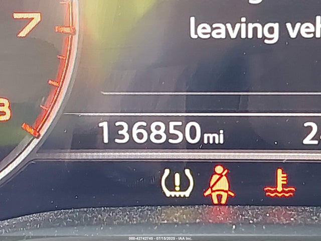 Audi A4 2017 WAUDNAF41HN052848 Image 15