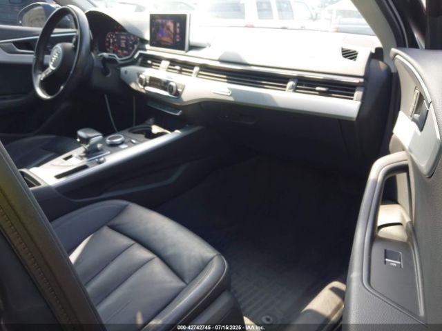 2017 AUDI A4 WAUDNAF41HN052848 Photo 4