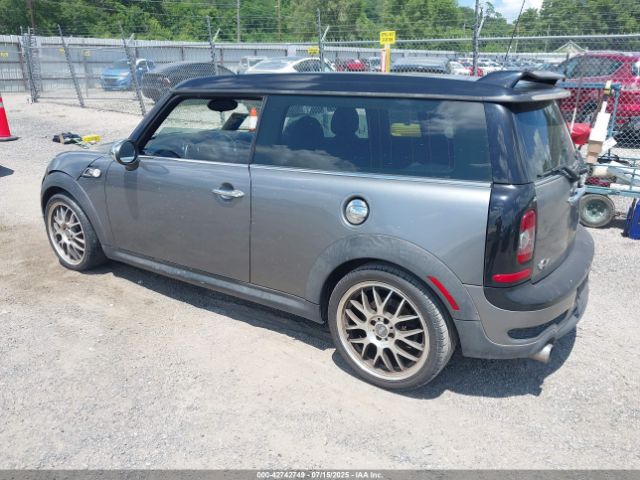 2009 MINI COOPER S CLUBMAN WMWMM33539TP93298 Photo 2