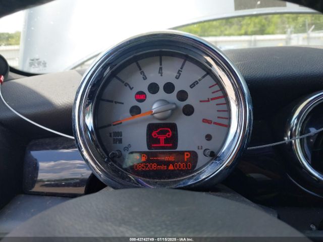 2009 MINI COOPER S CLUBMAN WMWMM33539TP93298 Photo 6