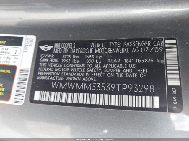 2009 MINI COOPER S CLUBMAN WMWMM33539TP93298 Photo 8