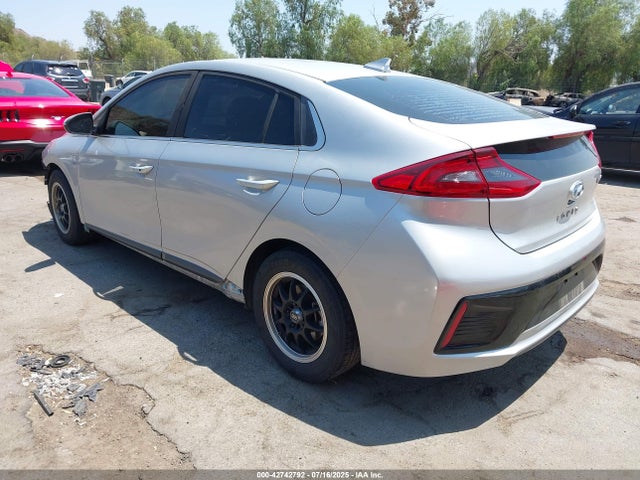 KMHC75LC1JU098618 Hyundai 2018