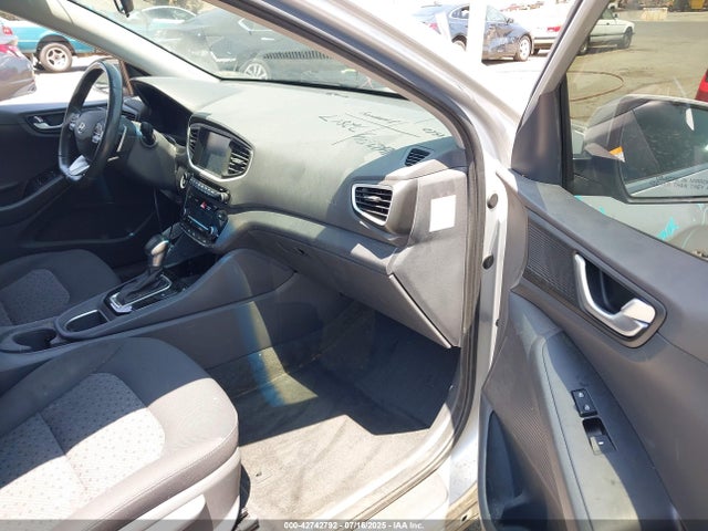 KMHC75LC1JU098618 Hyundai 2018
